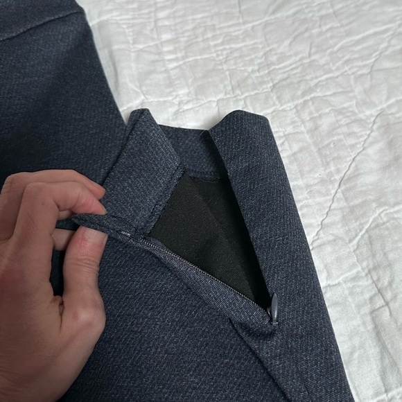 Tommy Hilfiger slacks navy zipper ankle tapered leg - Picture 4 of 7